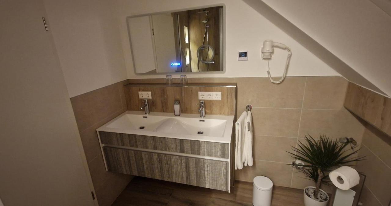 Renatas Ferienwohnung ซัสบาควัลเดิน ภายนอก รูปภาพ