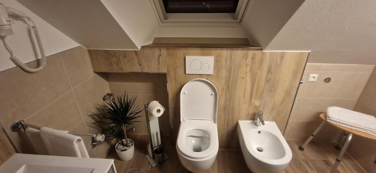 Renatas Ferienwohnung ซัสบาควัลเดิน ภายนอก รูปภาพ